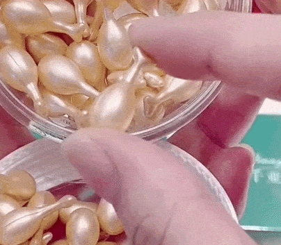 Capsule Magice pentru Ten Strălucitor